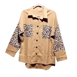 Western Long Sleeve Soft Shirt Animal Print Size Small NWOT‎
